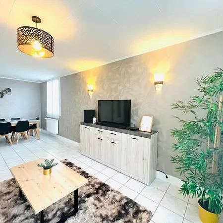 Montlucon-Le Savanna T3 A 5Min Du Centre-Ville Montlucon 公寓 蒙吕松