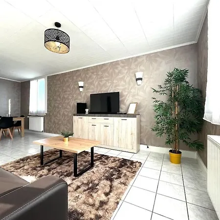 Montlucon-Le Savanna T3 A 5Min Du Centre-Ville Montlucon 蒙吕松